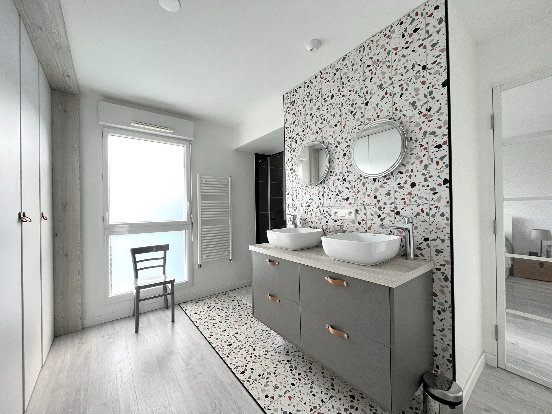 Création d’une suite parentale lumineuse à Nantes par D-éco/Design